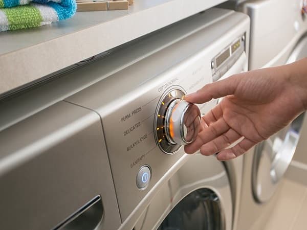 بررسی 6 دلیل اصلی گرم نشدن آب لباسشویی