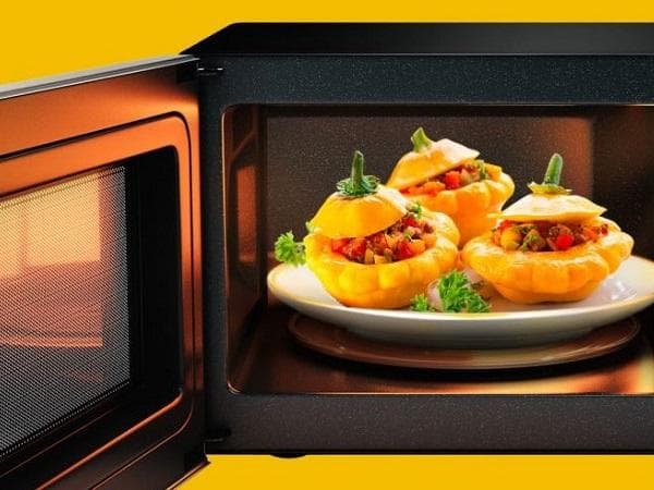 6 علت گرم نکردن ماکروفر؛ چرا ماکروویو غذا را به درستی گرم نمیکند؟