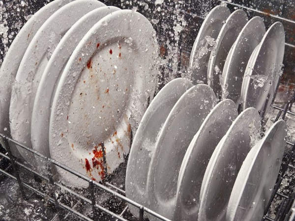 علت تمیز نشستن ظروف در ماشین ظرفشویی