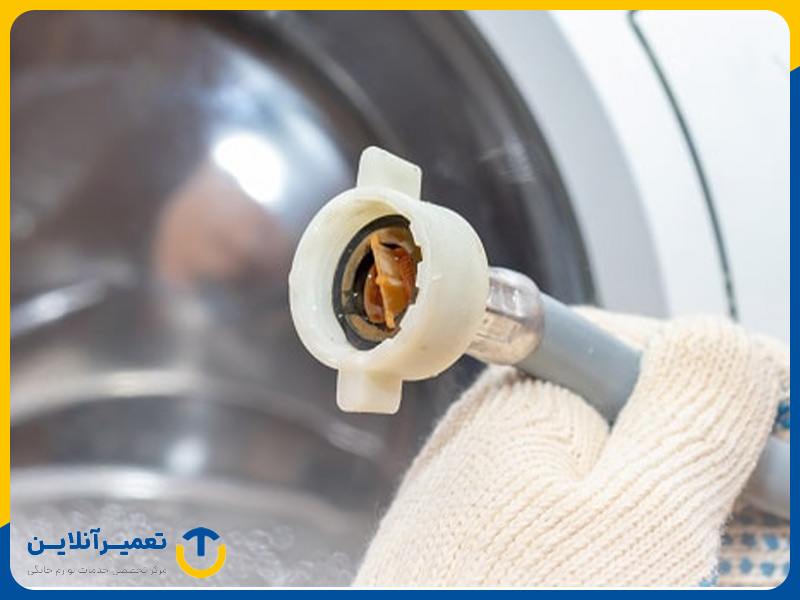 وارد نشدن آب داخل ماشین لباسشویی بر اثر خرابی شیلنگ ورودی آب