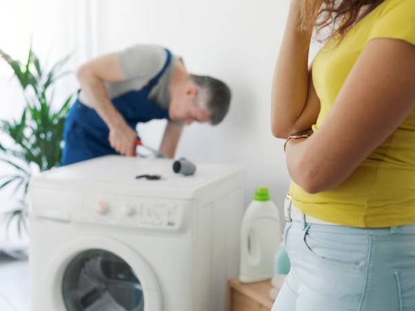 خشک نشدن لباس ها در ماشین لباسشویی